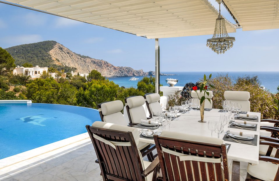 LUXURY VILLAS INTERIOR